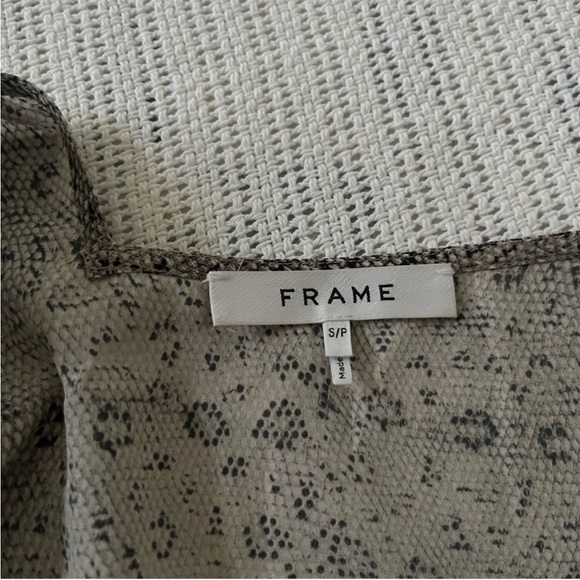 Frame Silk Snake Print Tank Top - Picture 6 of 8